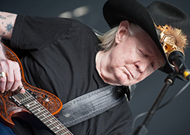 Johnny_Winter